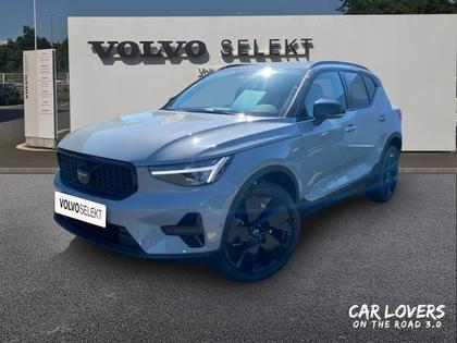 Volvo XC40 - XC40 B3 163 ch DCT7 Black Edition - 52 420 €