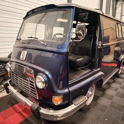 Renault Estafette 1.3 Fourgon 43cv - collection Plestan