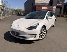 Tesla Model 3 Plestan