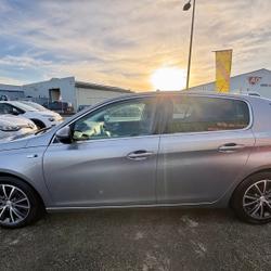 Peugeot 308 Phase 2 1.2 Puretech 82ch STYLE 5p B&eacute;d&eacute;e