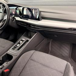 Volkswagen Golf 8 1.0 E-TSI 110 MHEV HYBRID OPF LIFE PLUS DSG BVA occasion - Montauban - photo 2/30