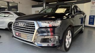 Audi Q7  - photo 0