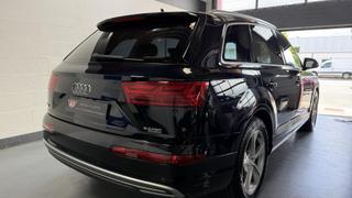 Audi Q7  - photo 4