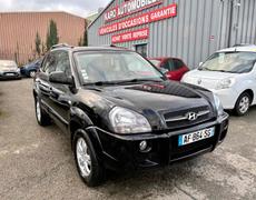 Hyundai Tucson - 2.0 CRDI 140 4WD  WORLD CUP - 5 500 €