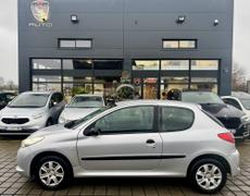 Peugeot 206+ Nouvoitou