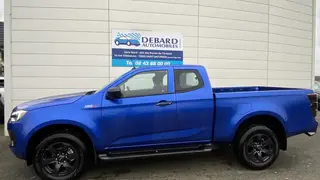 Isuzu DMax  - photo 1