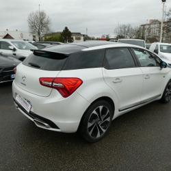 DS DS5 HYBRID4 SPORT CHIC ETG6 Cou&euml;ron