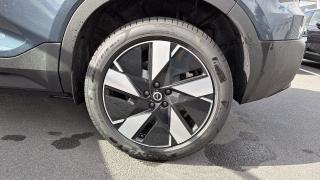 Volvo EX40  - photo 3