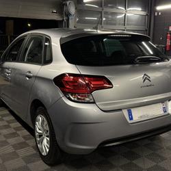 Citroen C4 II PHASE 2 1.2 110 Cv PREMIERE MAIN / 29 900 Kms - GARANTIE 1 AN Taverny