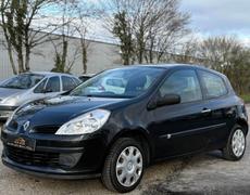 Renault Clio 3 Guichen