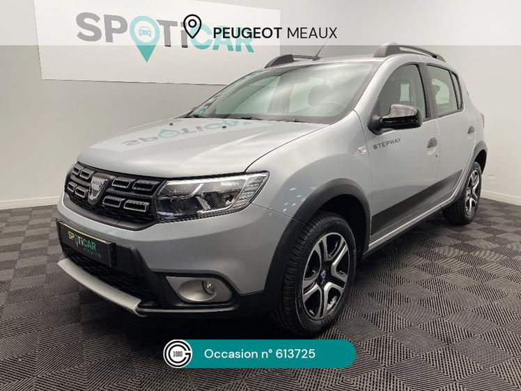Dacia Sandero  - 11 990 €