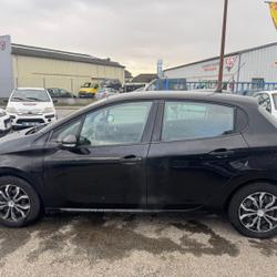 Peugeot 208 1.4 HDi 70 ACCESS B&eacute;d&eacute;e