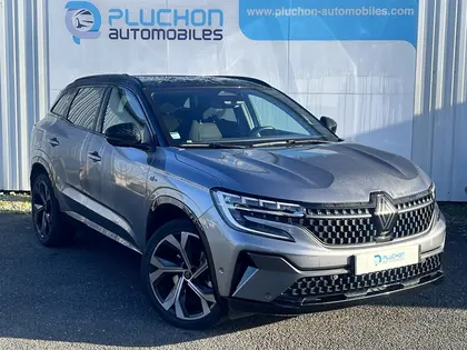Renault Austral - 1.2 E-TECH FULL HYBRID 200CH ICONIC ESPRIT ALPINE - 30 990 €