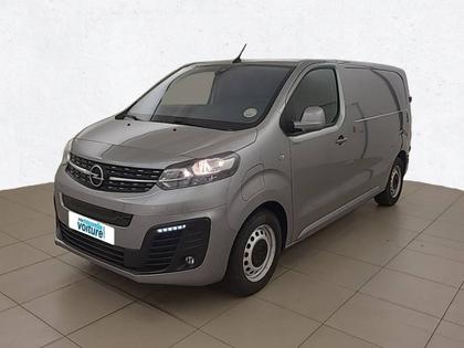 Opel Vivaro fourgon - VIVARO-E CA PLIABLE L2 200 50 KWH - ESSENTIA - 18 991 €