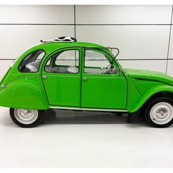 Citroen 2 CV BERLINE . Cabestany