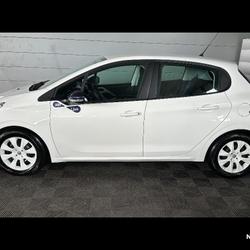 Peugeot 208 208 1.2 PURETECH 68CH BVM5 LIKE Noisy-le-Grand