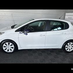 Peugeot 208 208 1.2 PURETECH 68CH BVM5 LIKE Noisy-le-Grand