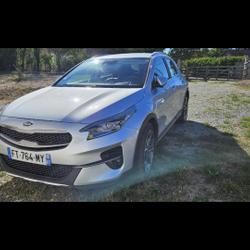 Kia XCee'd 1.6 CRDI 115ch Premium occasion - Tr&eacute;lissac - photo 2/6