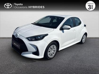 Toyota Yaris - 116h Dynamic 5p - 19 900 €