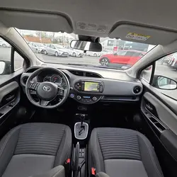 Toyota Yaris 100H FRANCE BUSINESS 5P Saint-Lumine-de-Clisson