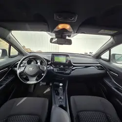 Toyota C-HR 184H DYNAMIC BUSINESS 2WD E-CVT + PROGRAMME BEYOND ZERO ACADEMY MY20 Saint-Lumine-de-Clisson