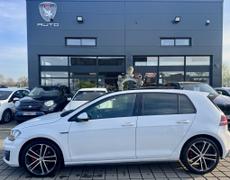 Volkswagen Golf 7 Nouvoitou