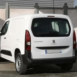 Peugeot Partner STANDARD 1000KG PURETECH 110CH S&S PREMIUM 12 990&euro; TTC Ro&eacute;z&eacute;-sur-Sarthe