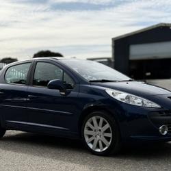 Peugeot 207 1.6E 16V 120CH FELINE PACK Guichen