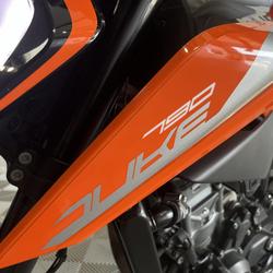 KTM Duke FULL / Entretien &agrave; jour / 8300 KMS Cernay-l&egrave;s-Reims