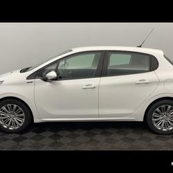 Peugeot 208 208 PURETECH 82CH S&S BVM5 SIGNATURE Mont&eacute;vrain
