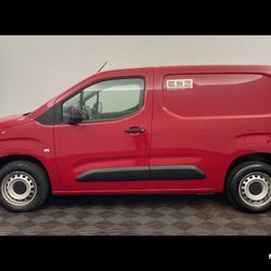 Peugeot Partner PARTNER FOURGON STANDARD 650 KG BLUEHDI 75 BVM5 PR Mont&eacute;vrain