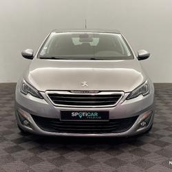 Peugeot 308 II Phase 1 308 1.2 PURETECH 110CH S&S BVM5 ALLURE Mont&eacute;vrain
