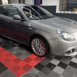 Alfa Romeo Giulietta 1.8 TBI 240 QUADRIFOGLIO VERDE TCT BVA ( entretient complet depuis l\'achat Alfa Romeo ) Brest