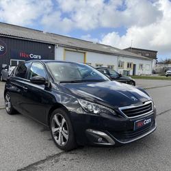 Peugeot 308 II Phase 1 1.2- 130 FELINE - EMBRAYAGE FAIT-COURROIE FAITE-ATTELAGE occasion - Brest - photo 3/32