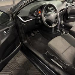 Peugeot 207 CC CC COUPE CABRIOLET 1.6 HDI 110  Cv SPORT PACK Taverny