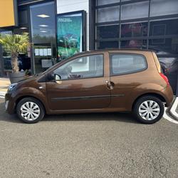 Renault Twingo 2 Authentique 1.2 16v 75ch LEV Eco2 occasion - Sarg&eacute;-l&egrave;s-le-Mans - photo 2/25