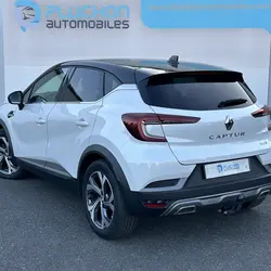 Renault Captur 1.6 E-TECH HYBRIDE 145CH RS LINE Saint-Lumine-de-Clisson