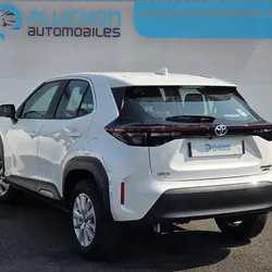 Toyota Yaris Cross 116H DYNAMIC BUSINESS AWD-I + PROGRAMME BEYOND ZERO ACADEMY MY22 Saint-Lumine-de-Clisson