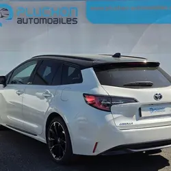 Toyota Corolla Touring Sports 122H GR SPORT MY21 Saint-Lumine-de-Clisson