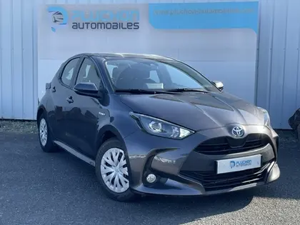 Toyota Yaris - 116H FRANCE BUSINESS 5P + STAGE HYBRID ACADEMY - 16 990 €