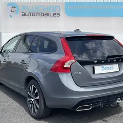 Volvo V60 D4 190CH MOMENTUM Saint-Lumine-de-Clisson