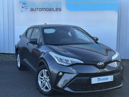 Toyota C-HR - 122H DYNAMIC BUSINESS 2WD E-CVT  MC19 - 21 990 €