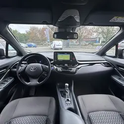Toyota C-HR 122H DYNAMIC BUSINESS 2WD E-CVT + PROGRAMME BEYOND ZERO ACADEMY MY20 occasion - Saint-Lumine-de-Clisson - photo 2/24