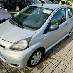 Toyota Aygo DYNAMIC Nouvoitou