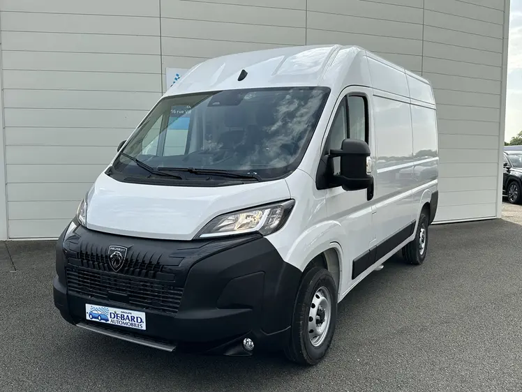 Peugeot Boxer  - 28 900 €