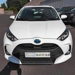 Toyota Yaris Hybrid 116h - BV e-CVT  IV 2020 France Business + Stage \'Hybrid Academy\' PHASE 1 Poc&eacute;-sur-Cisse