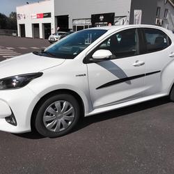 Toyota Yaris Hybrid 116h - BV e-CVT  IV 2020 France Business + Stage \'Hybrid Academy\' PHASE 1 Poc&eacute;-sur-Cisse