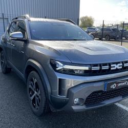 Dacia Duster 1.6 Hybrid - 140  Journey Bonchamp-l&egrave;s-Laval