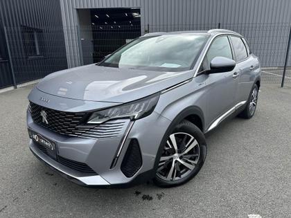 Peugeot 3008 - Hybrid - 225 - BV e-EAT8  II Allure Pack + ATTELAGE - 19 470 €