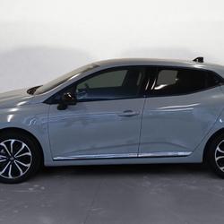 Renault Clio 5 1.6 E-Tech Hybride - 145 - BVA multi-modes  V BERLINE Techno PHASE 2 Bonchamp-l&egrave;s-Laval